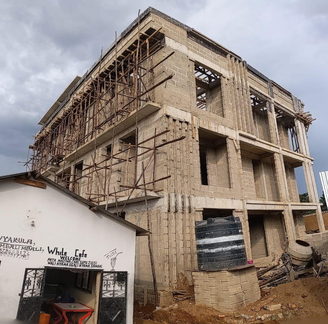 Construction that turns project requirements into functional, durable and professionally spaces.
